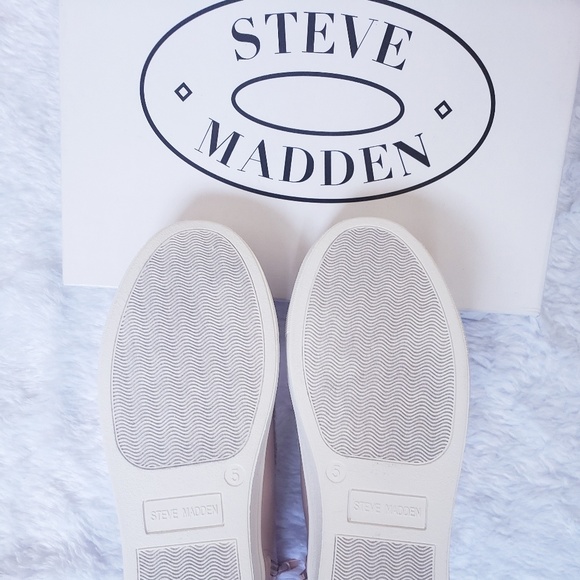 New Steve Madden Girls JHbrid Embellished High Top - Picture 2 of 5